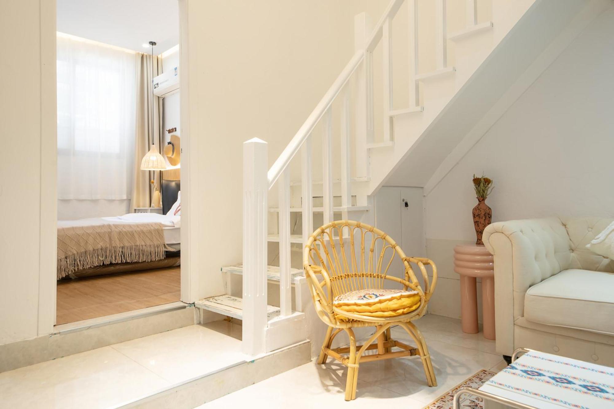 Apartment Downtown Yi Du - Near South Shaanxi Road Metro Station 600meters