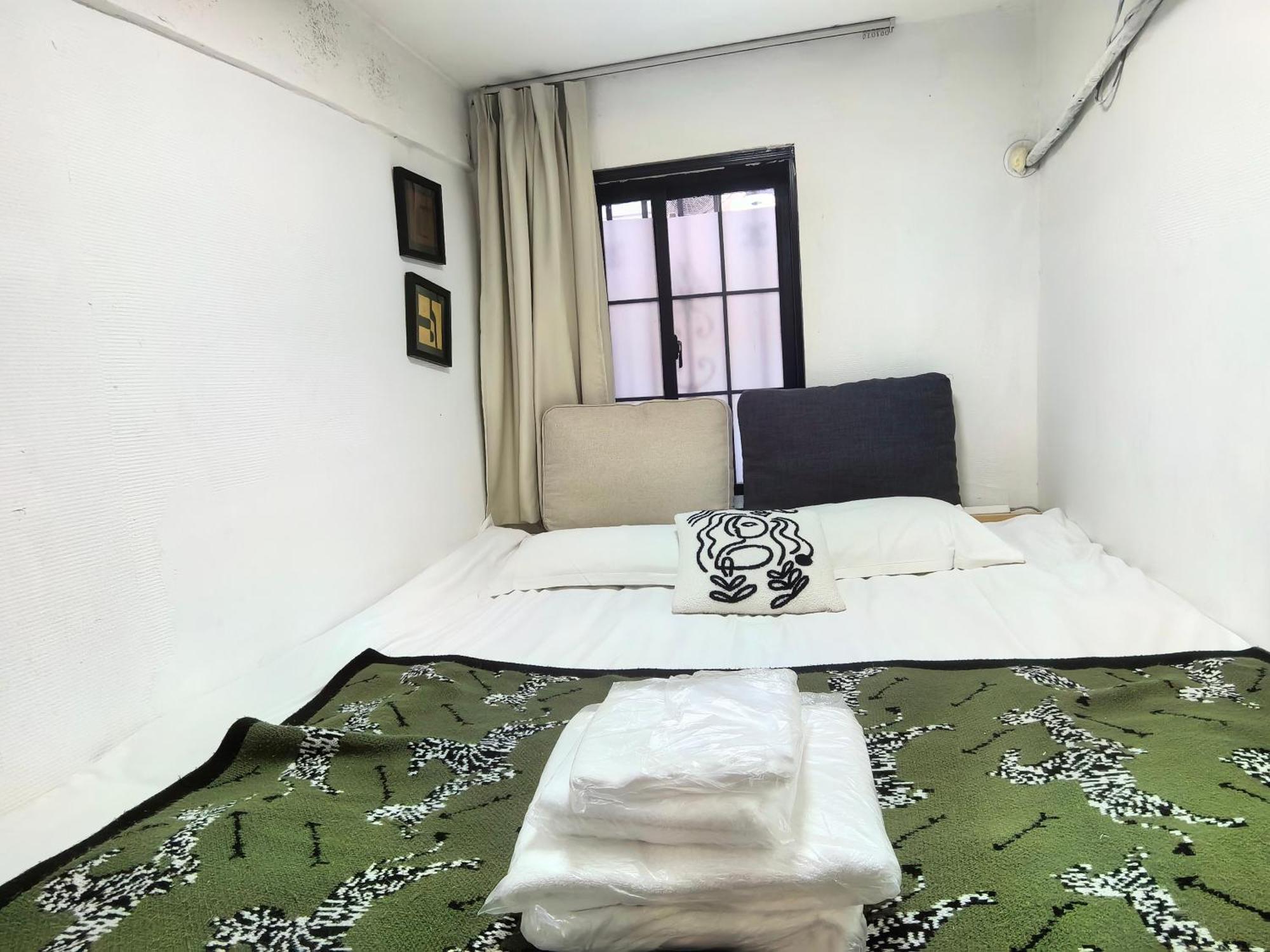 Apartment Downtown Yi Du - Near South Shaanxi Road Metro Station 600meters Shanghai