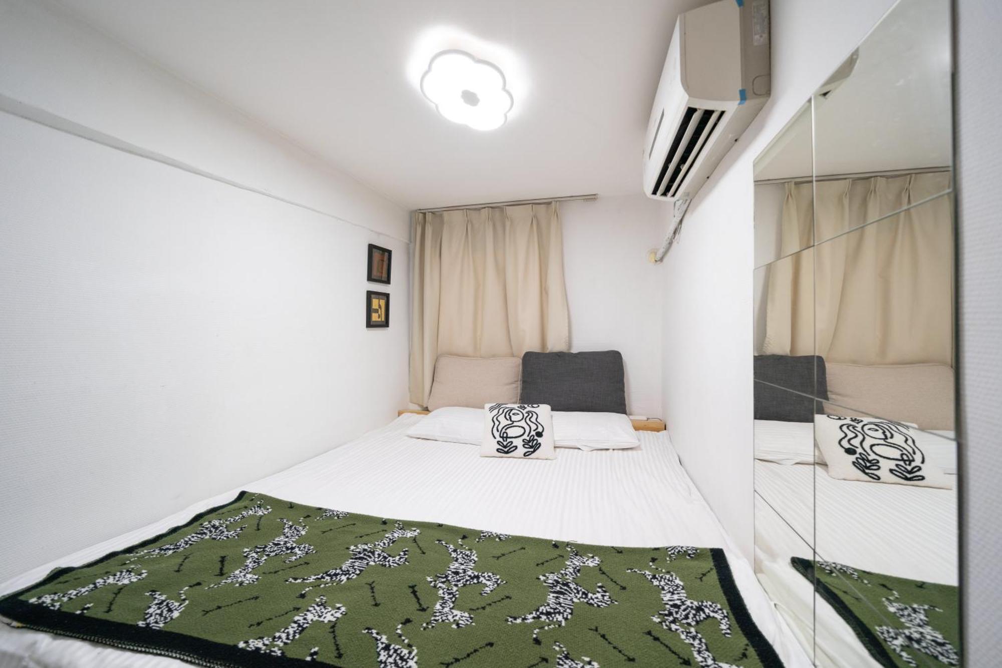 Apartment Downtown Yi Du - Near South Shaanxi Road Metro Station 600meters *